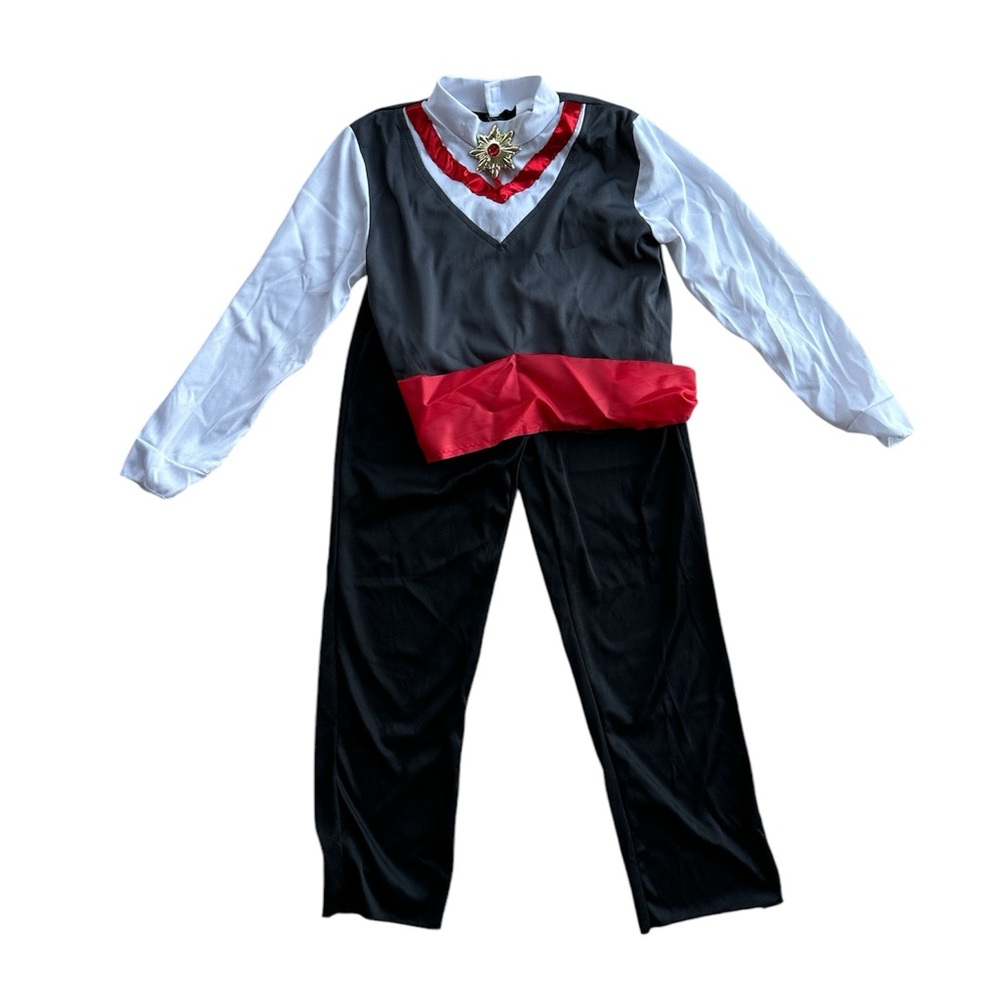 Vampire 3-Piece Halloween Costume White/Black/Grey/Red Boys’ 4-6